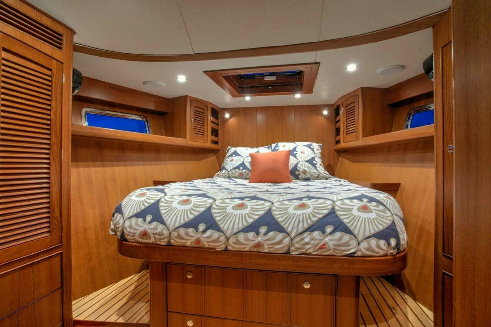 a bed in a room aboard INDEPEPDENCE Yacht for Sale
