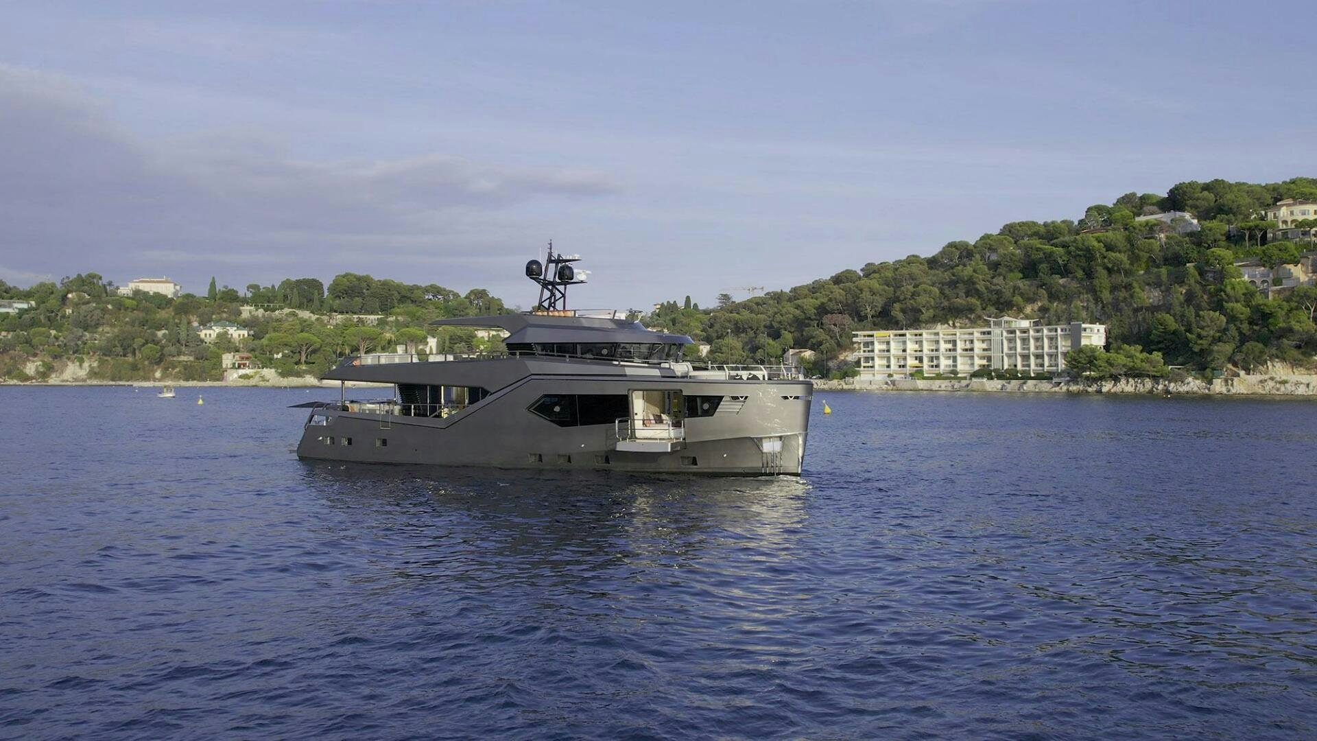 a boat on the water aboard BEACH CLUB Yacht for Sale