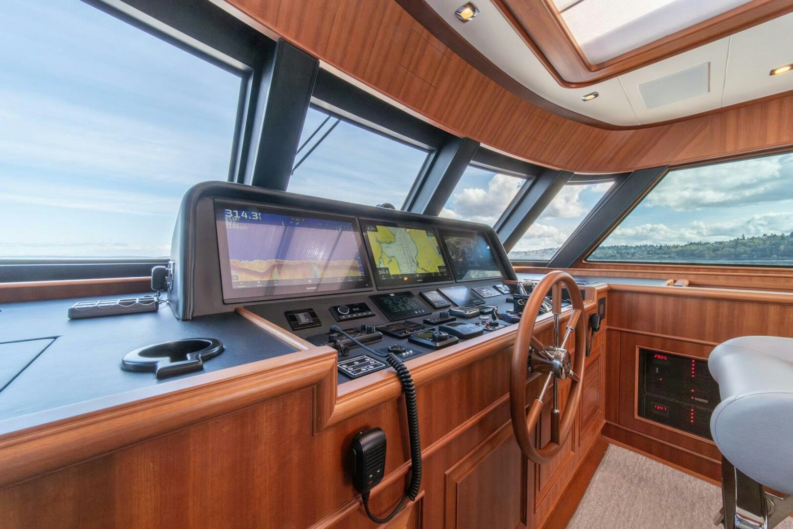 inside of a vehicle with computers aboard ABRI SUR LA MER Yacht for Sale