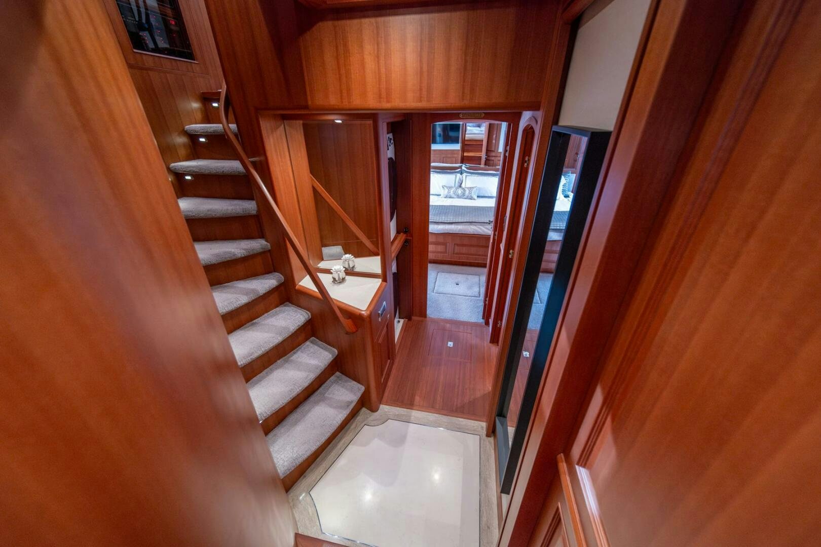 a hallway with wooden floors aboard ABRI SUR LA MER Yacht for Sale