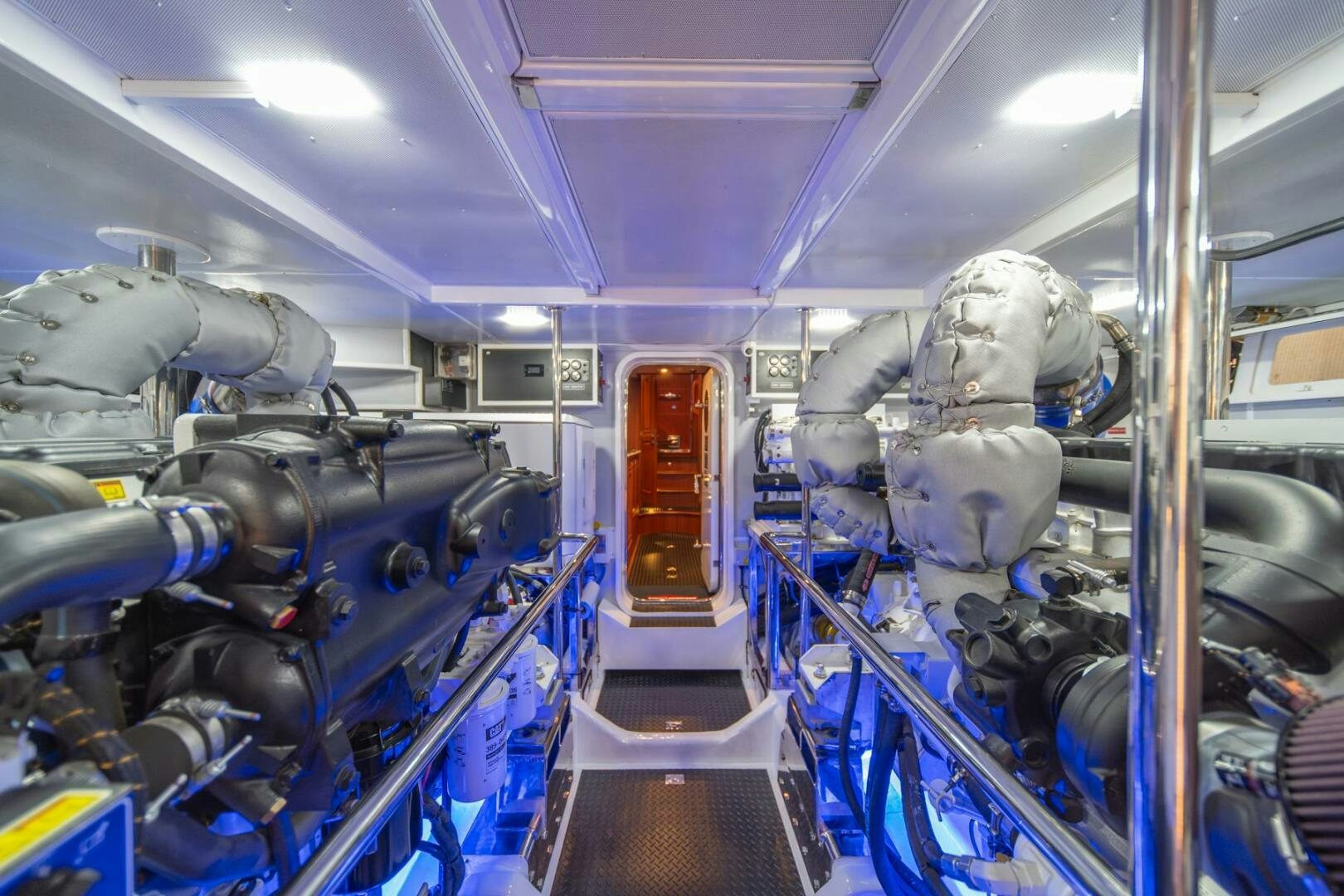 a group of robots in a room aboard ABRI SUR LA MER Yacht for Sale