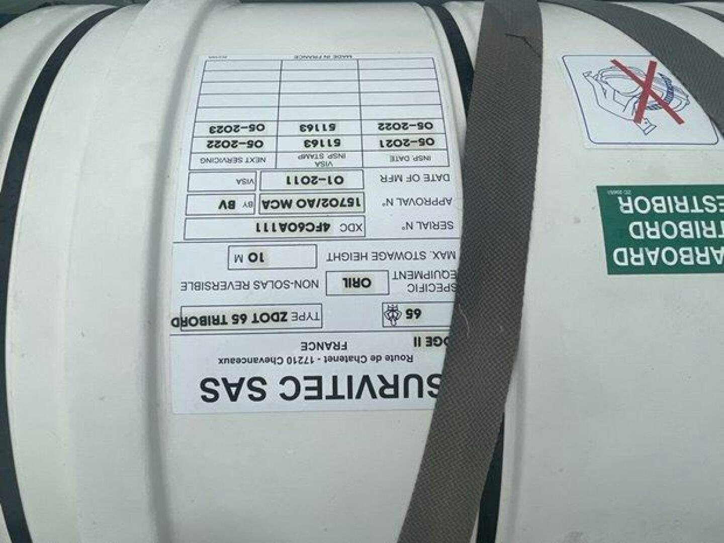 text aboard EDGE 2 Yacht for Sale