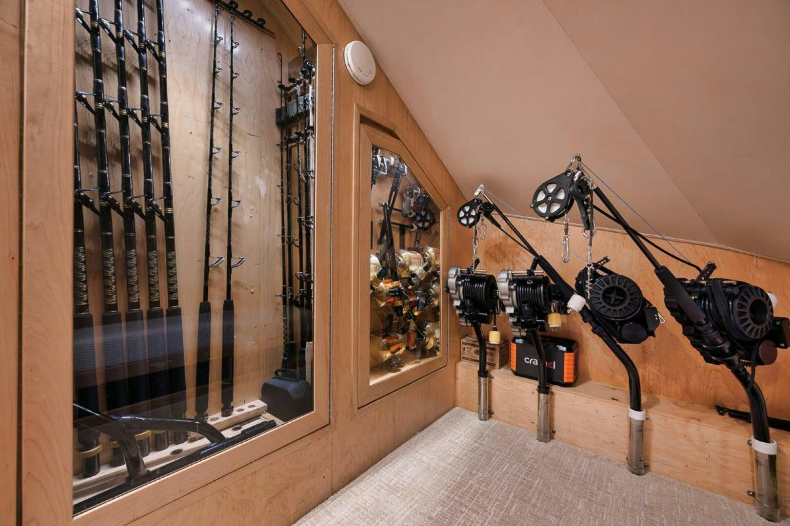 a room with a camera and a mirror aboard SWEETUMS Yacht for Sale