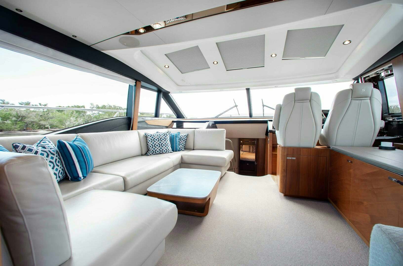 a car with a view of the lake aboard RIPPLE Yacht for Sale