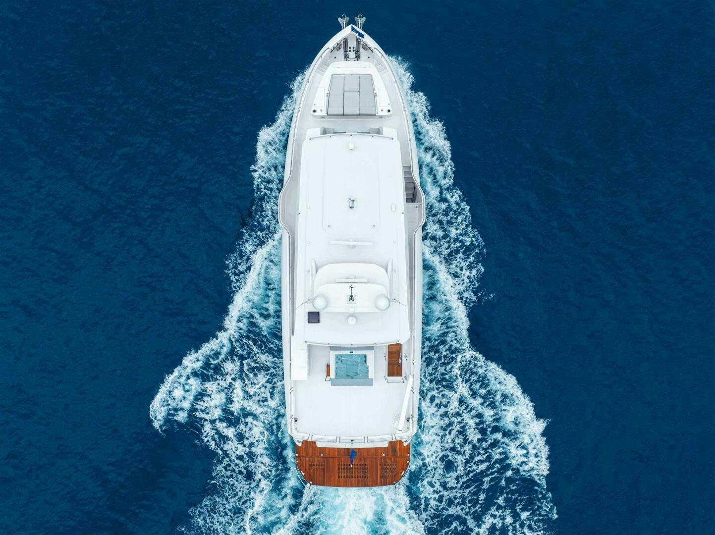 a white and red tower aboard FD80-614 Yacht for Sale