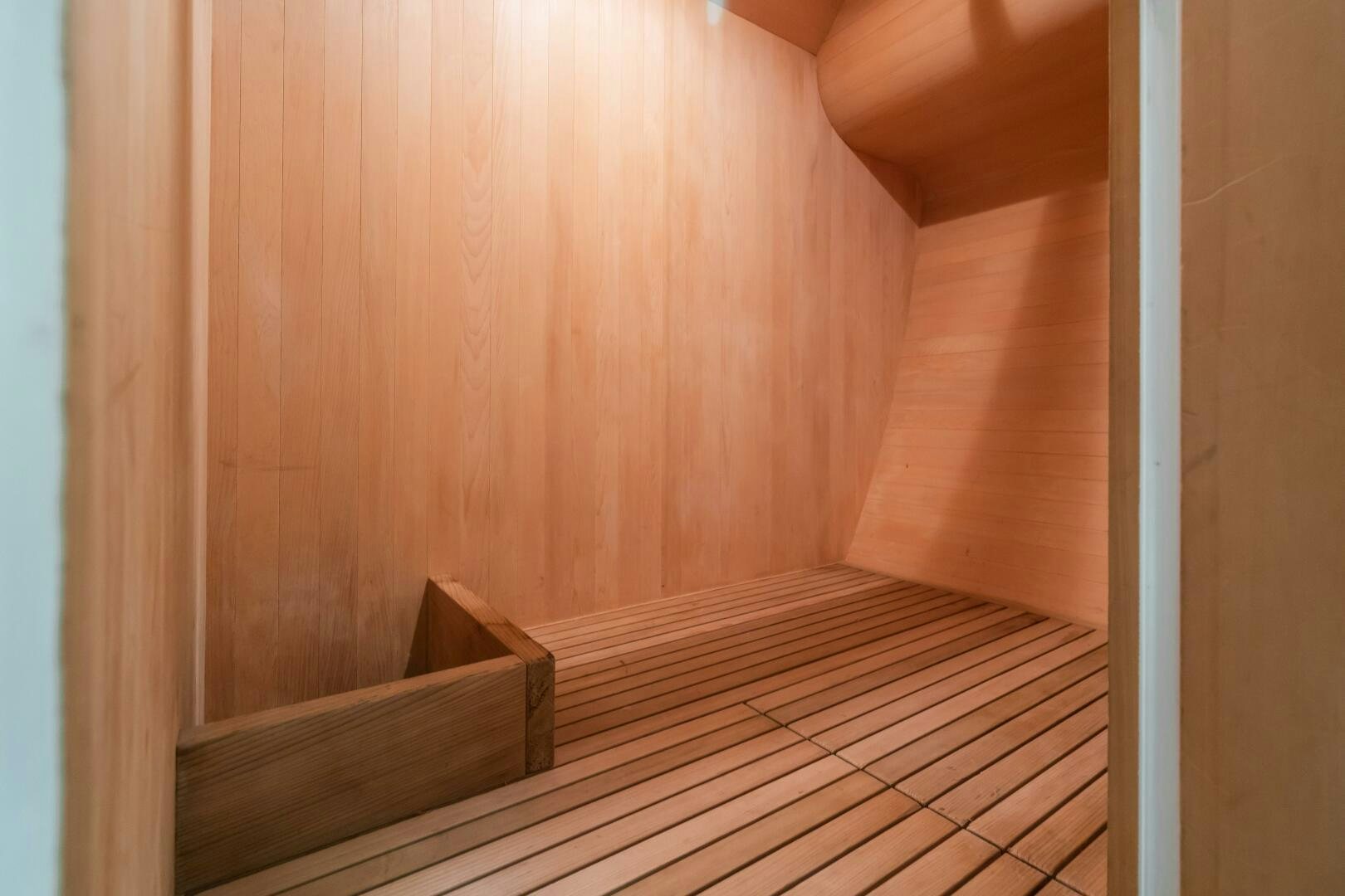 a wood floor with a wood frame aboard SEAQUELL Yacht for Sale