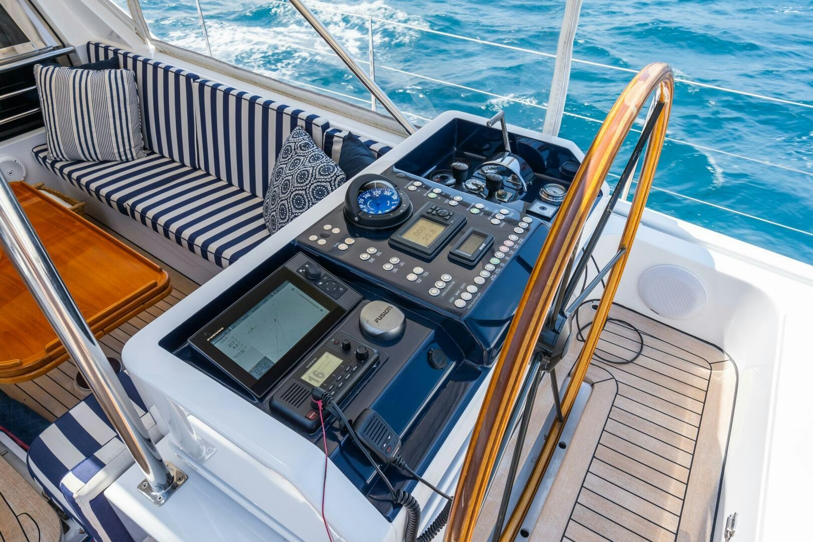 the inside of a boat aboard SEAQUELL Yacht for Sale