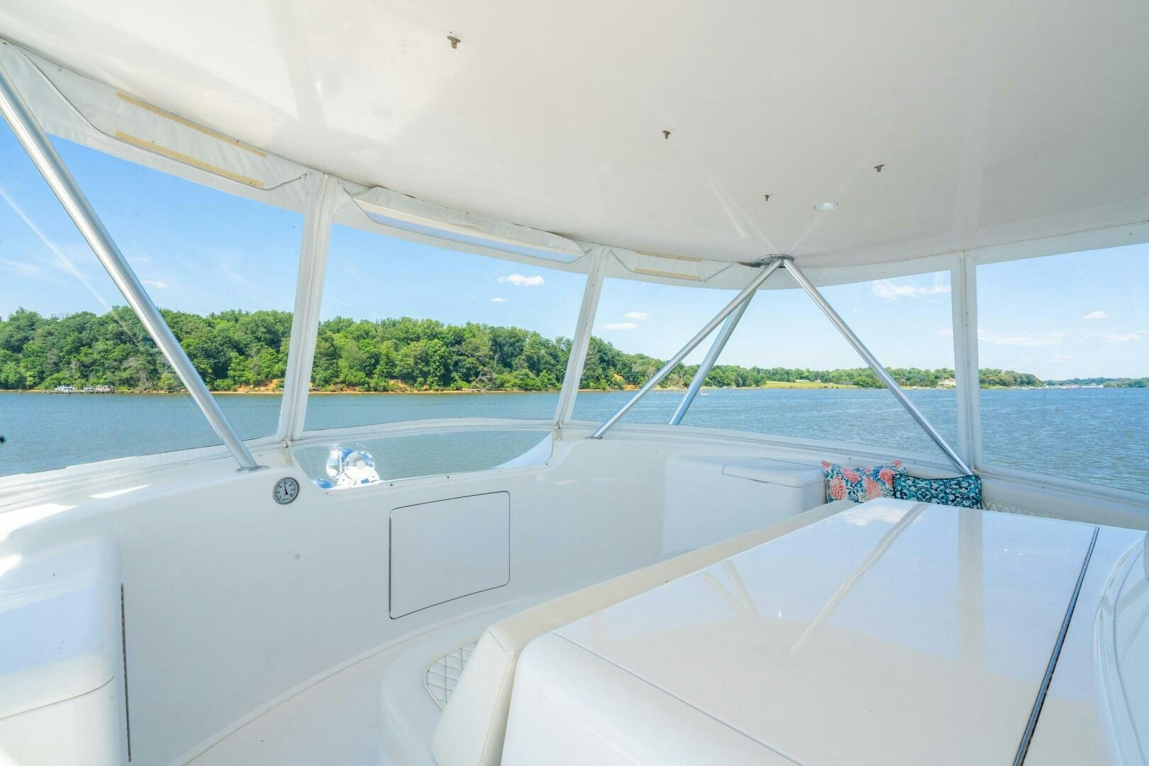a white bathtub with a window aboard W Yacht for Sale
