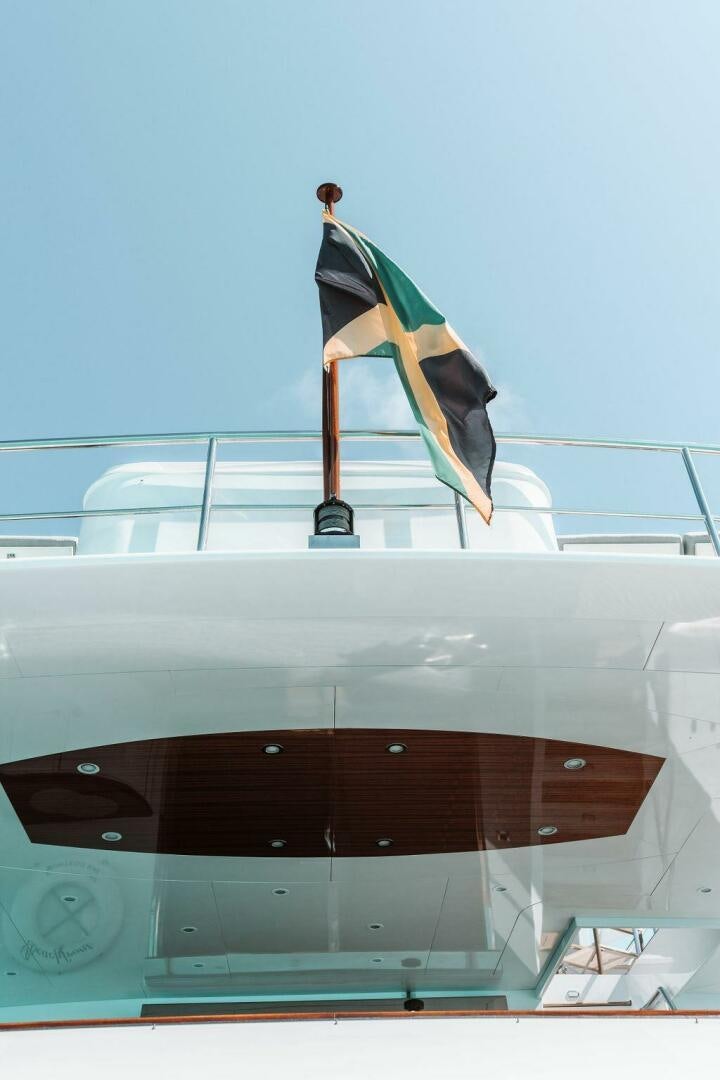 a bird on a pole aboard BEACHFRONT Yacht for Sale