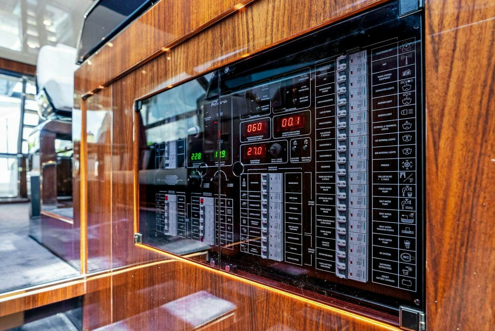 a computer server with a display aboard KNOT NORMAL Yacht for Sale