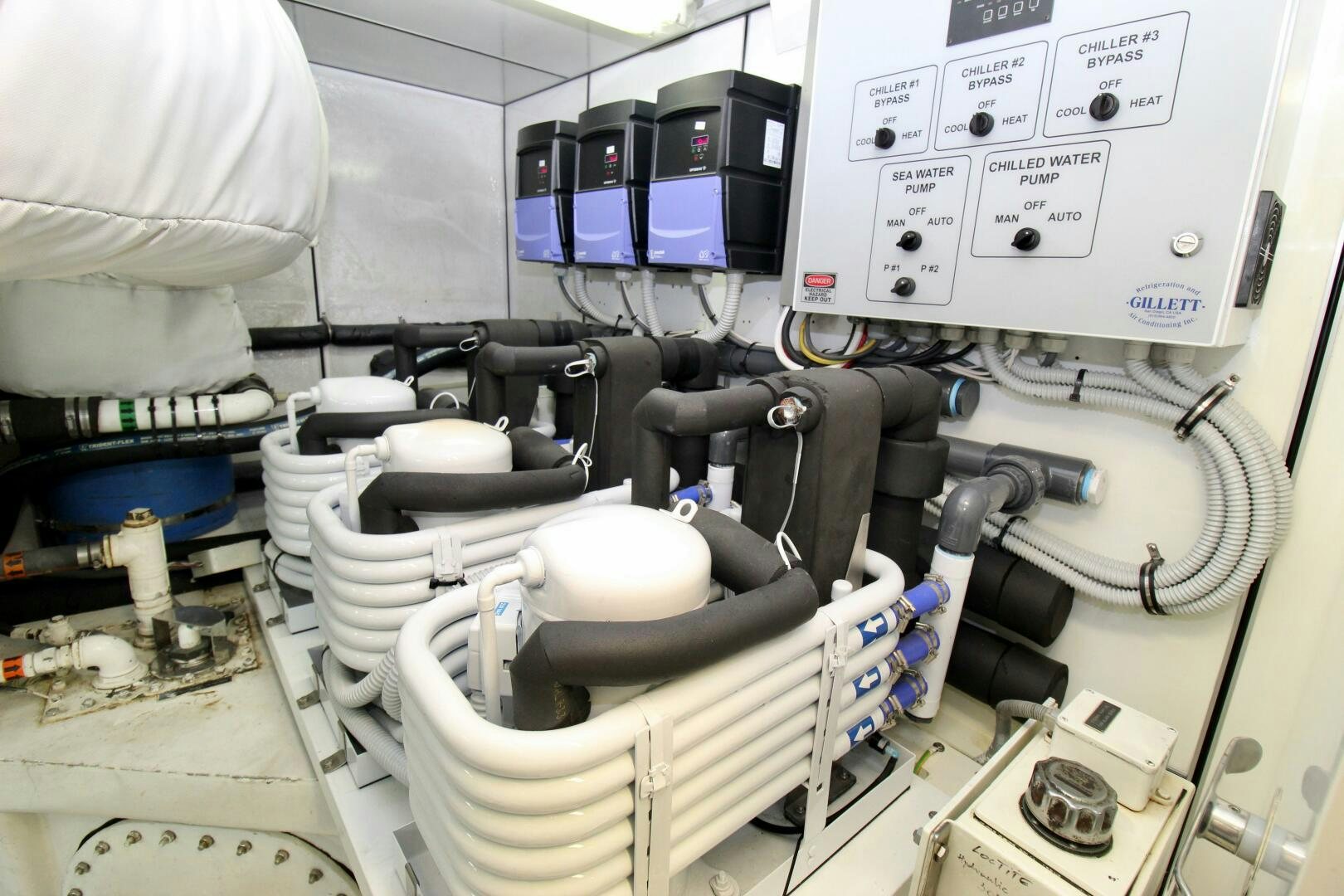 a machine with a machine aboard MY WAY Yacht for Sale