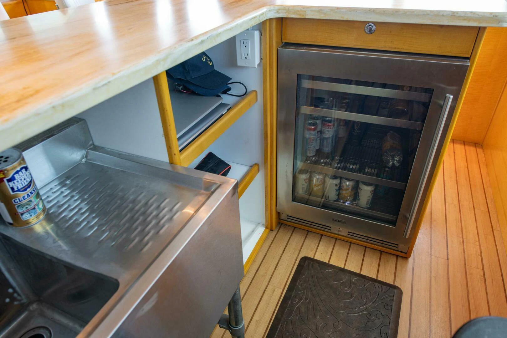 a kitchen with a microwave oven aboard TIME-2 FLY Yacht for Sale