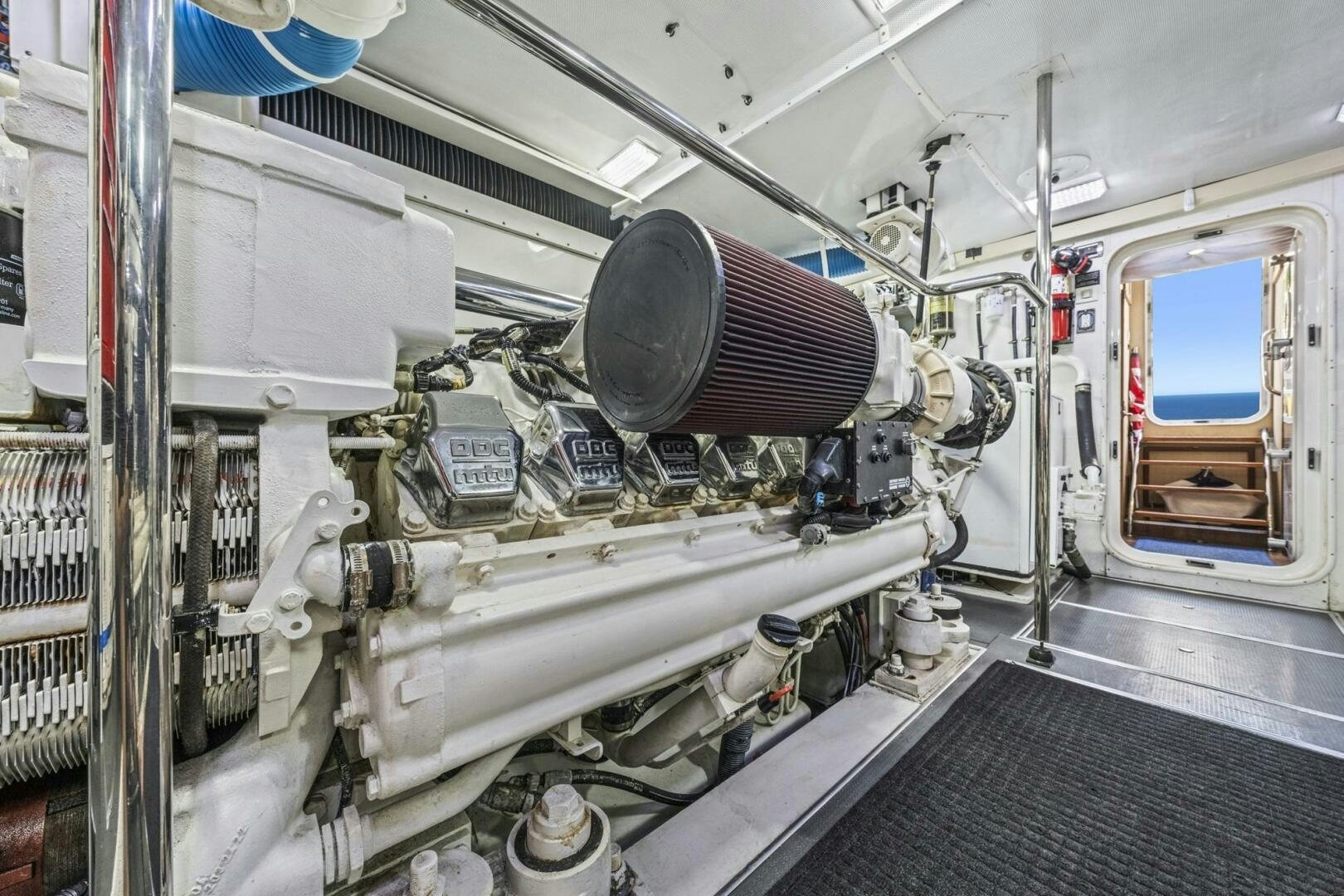a large white machine aboard LIFE'S A JOURNEY Yacht for Sale