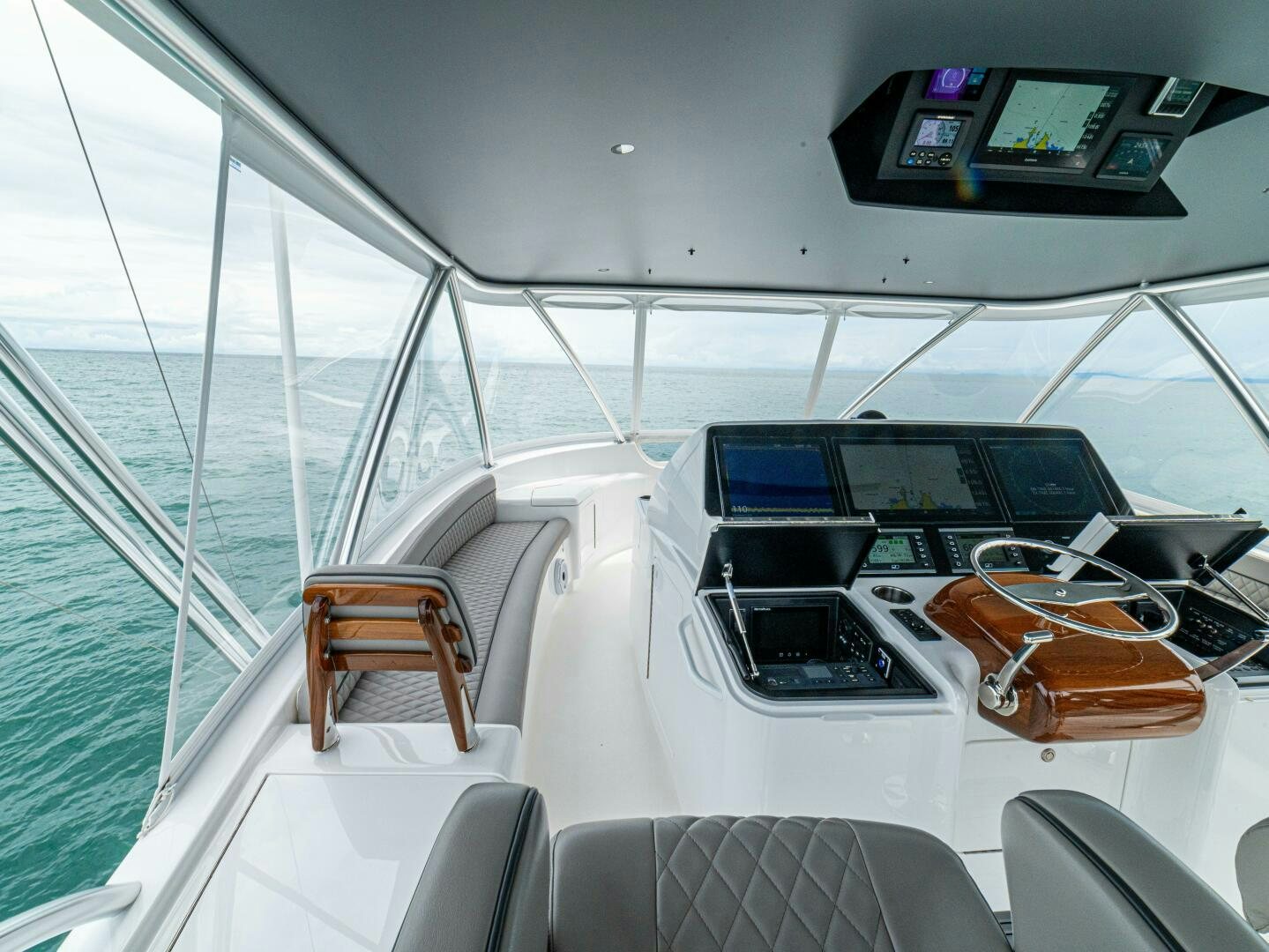 inside of a boat aboard PURA VIDA Yacht for Sale