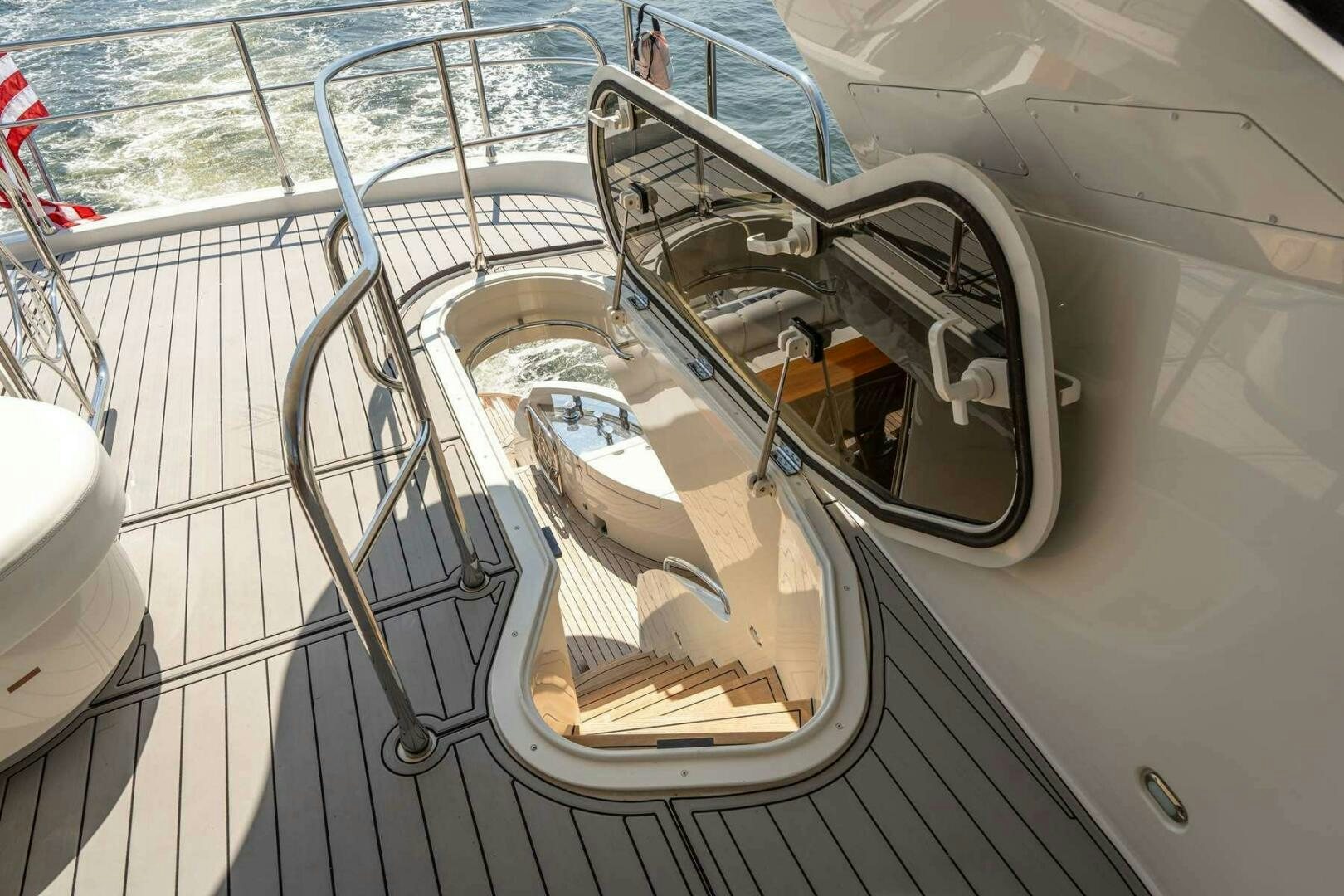 the inside of a boat aboard NAVETTE Yacht for Sale
