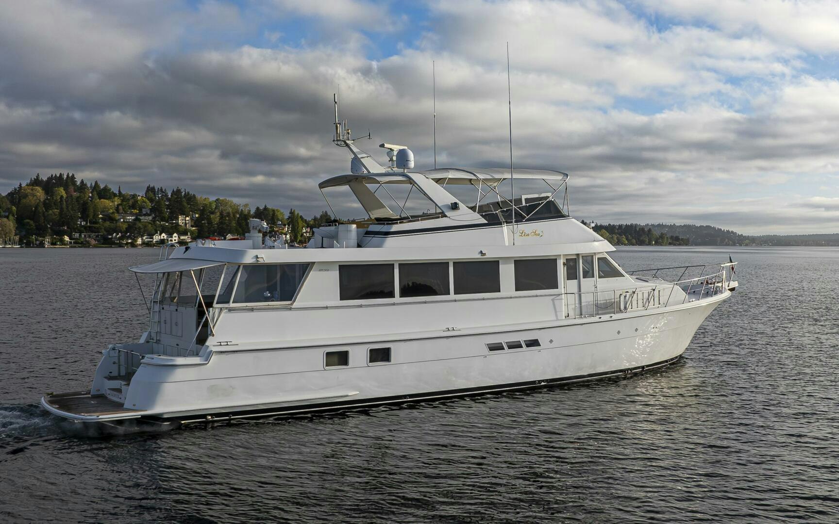 LISA SEA I Yacht for Sale in Vancouver | 74' (22.56m) 1996