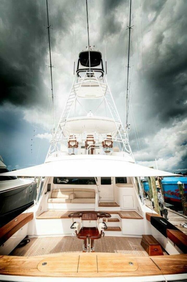 a large white ship aboard GUNNSLINGER Yacht for Sale