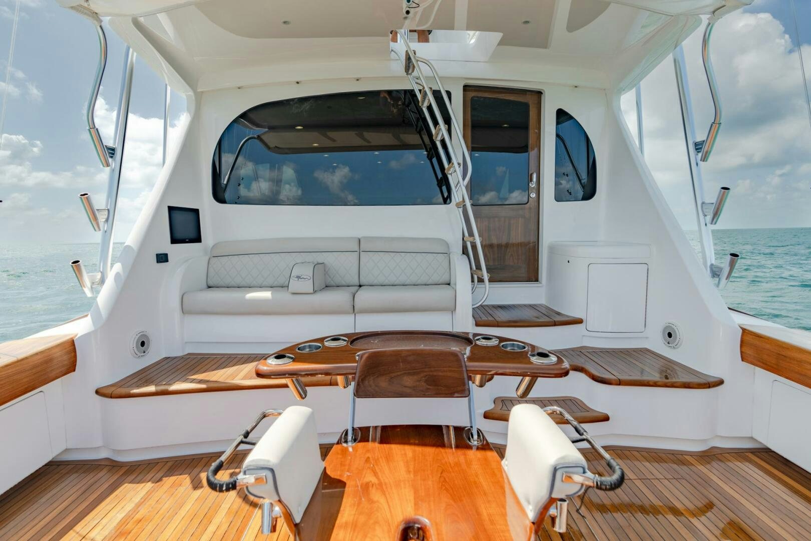 inside of a boat aboard REEL CENTS Yacht for Sale