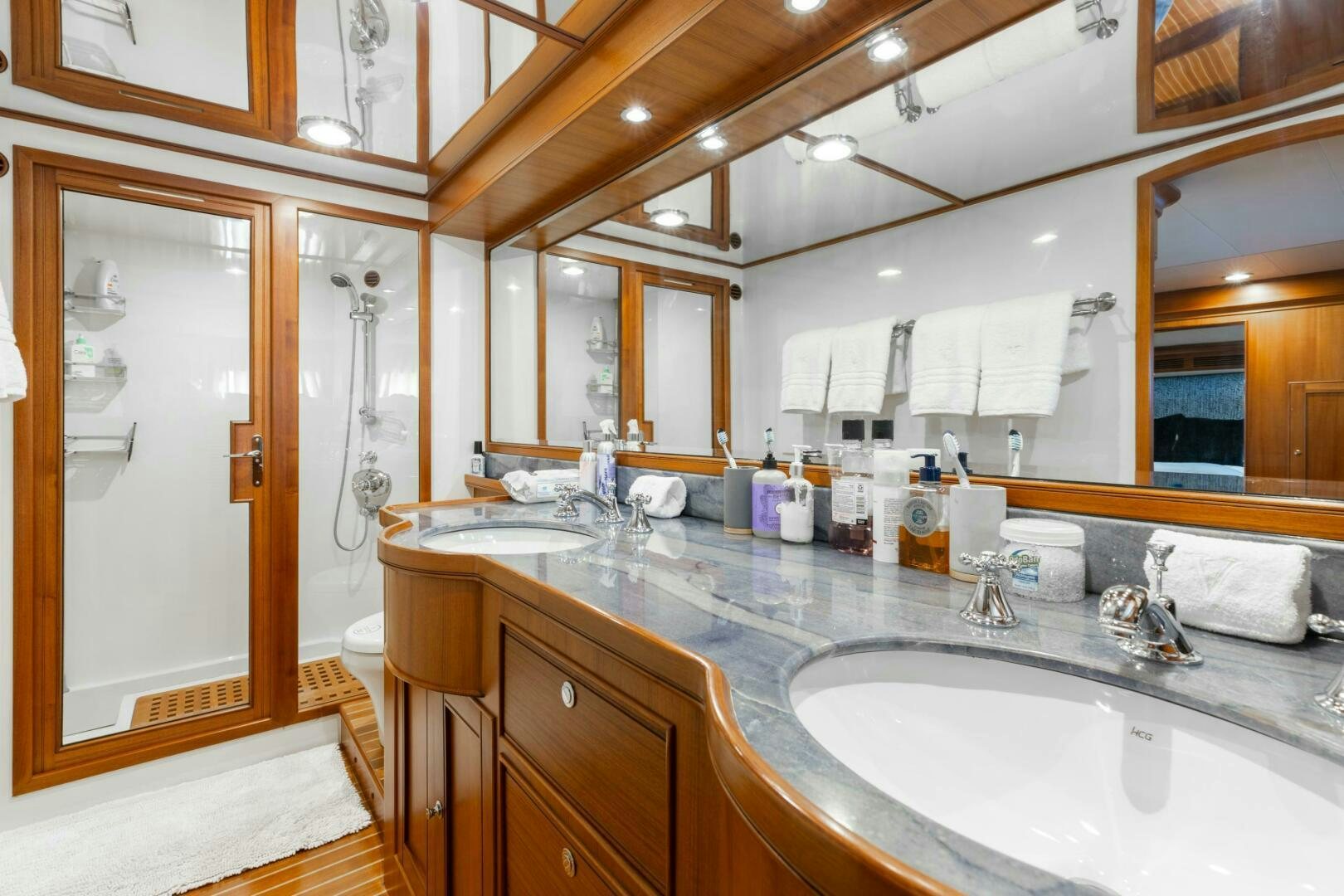 a bathroom with a large countertop aboard VIRGINIA SEA Yacht for Sale