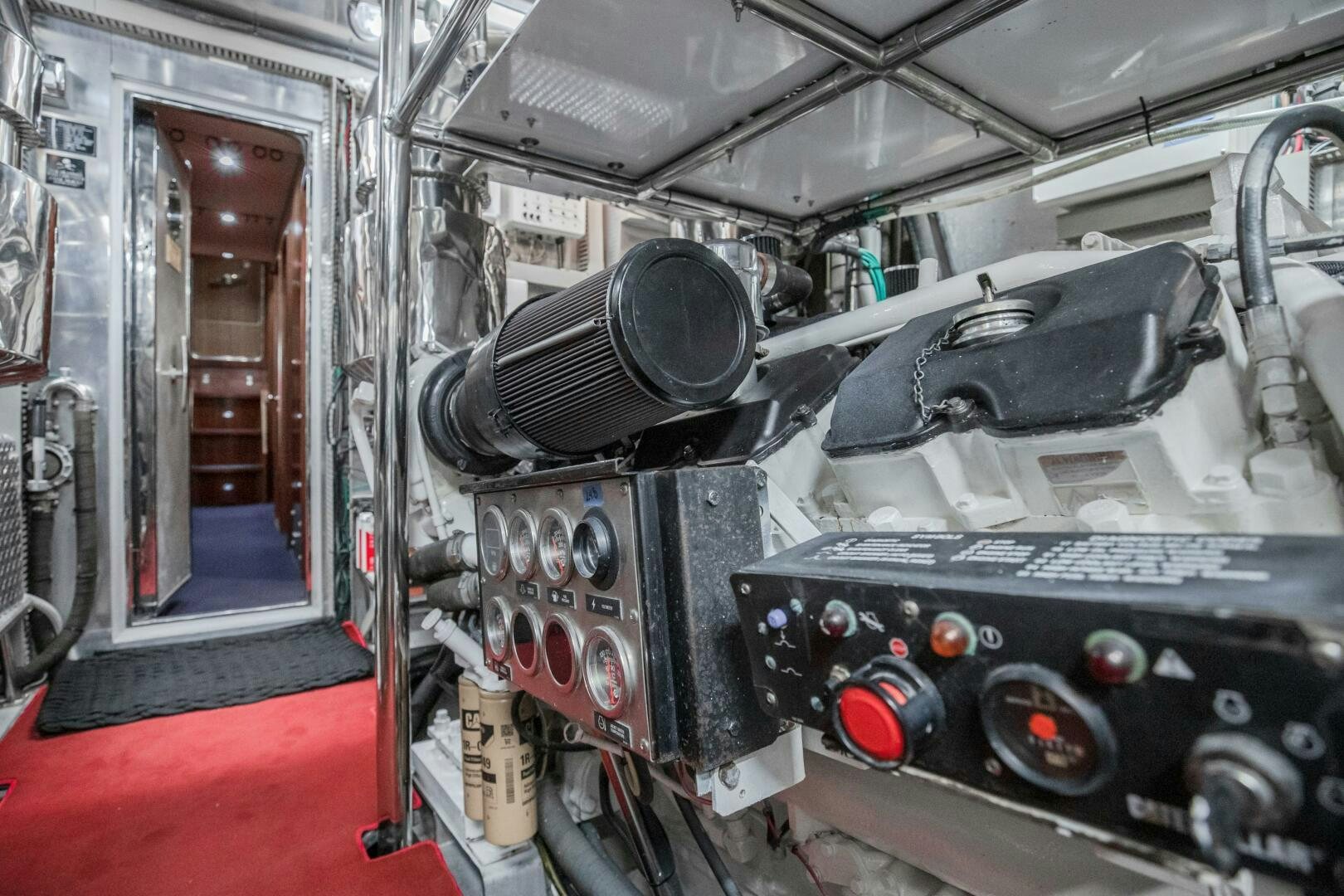 a machine with a large metal cylinder aboard KENTUCKY BELLE Yacht for Sale