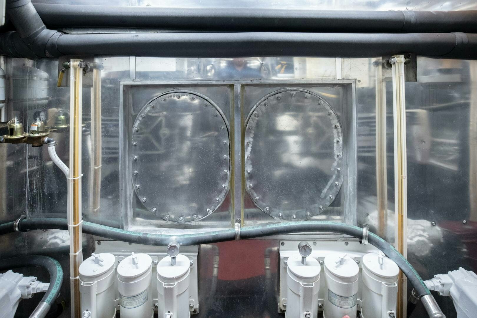 a machine with a large round window aboard KENTUCKY BELLE Yacht for Sale