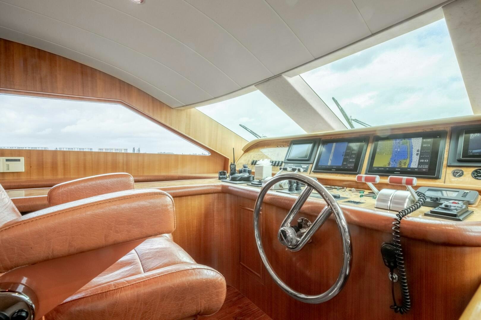 inside of a car aboard KENTUCKY BELLE Yacht for Sale