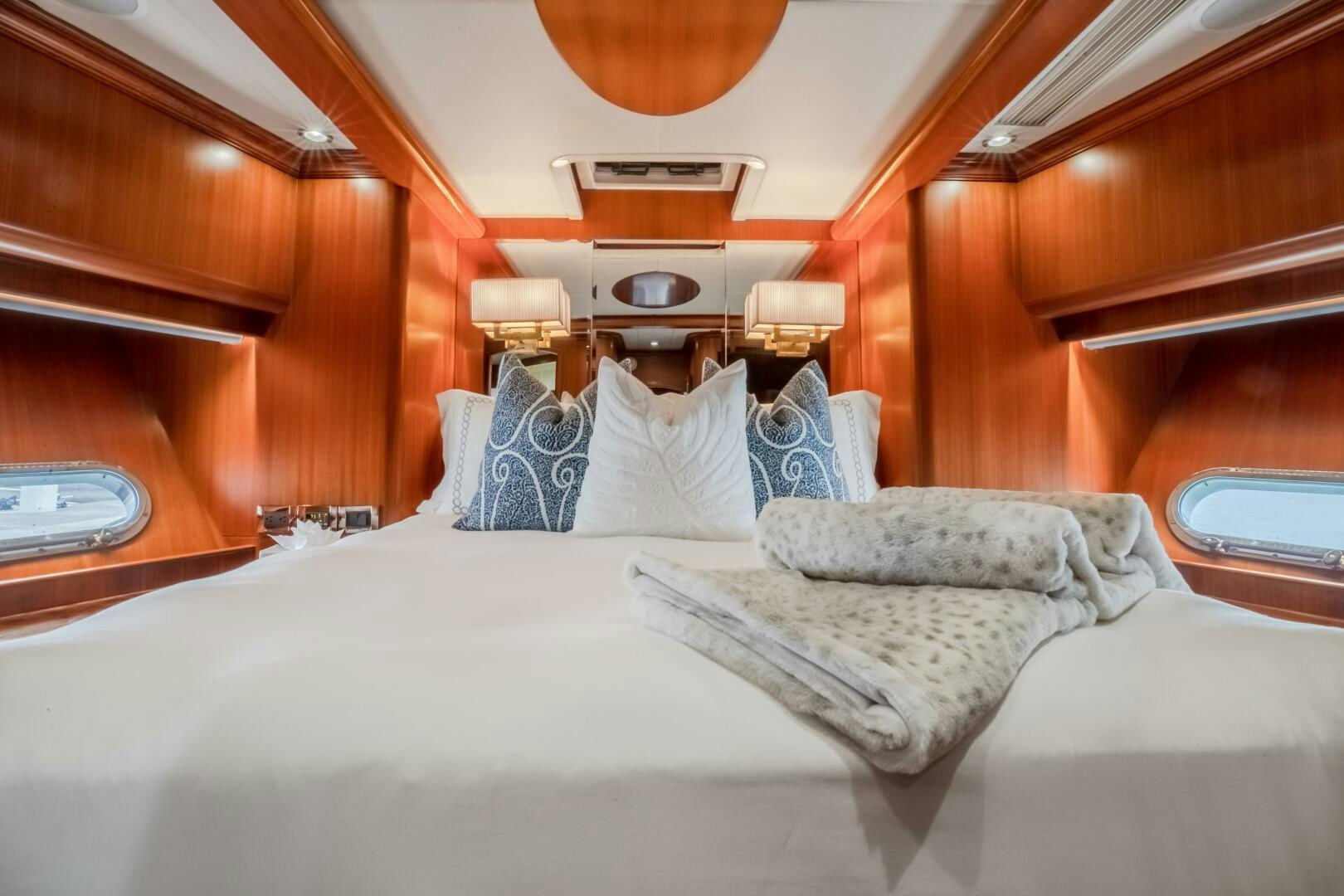 a bed with pillows aboard KENTUCKY BELLE Yacht for Sale