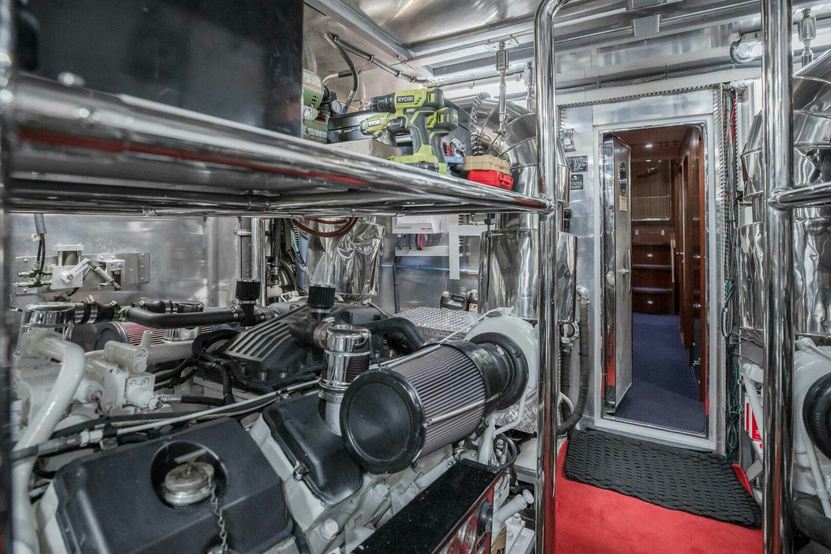 a large machine with wires aboard KENTUCKY BELLE Yacht for Sale