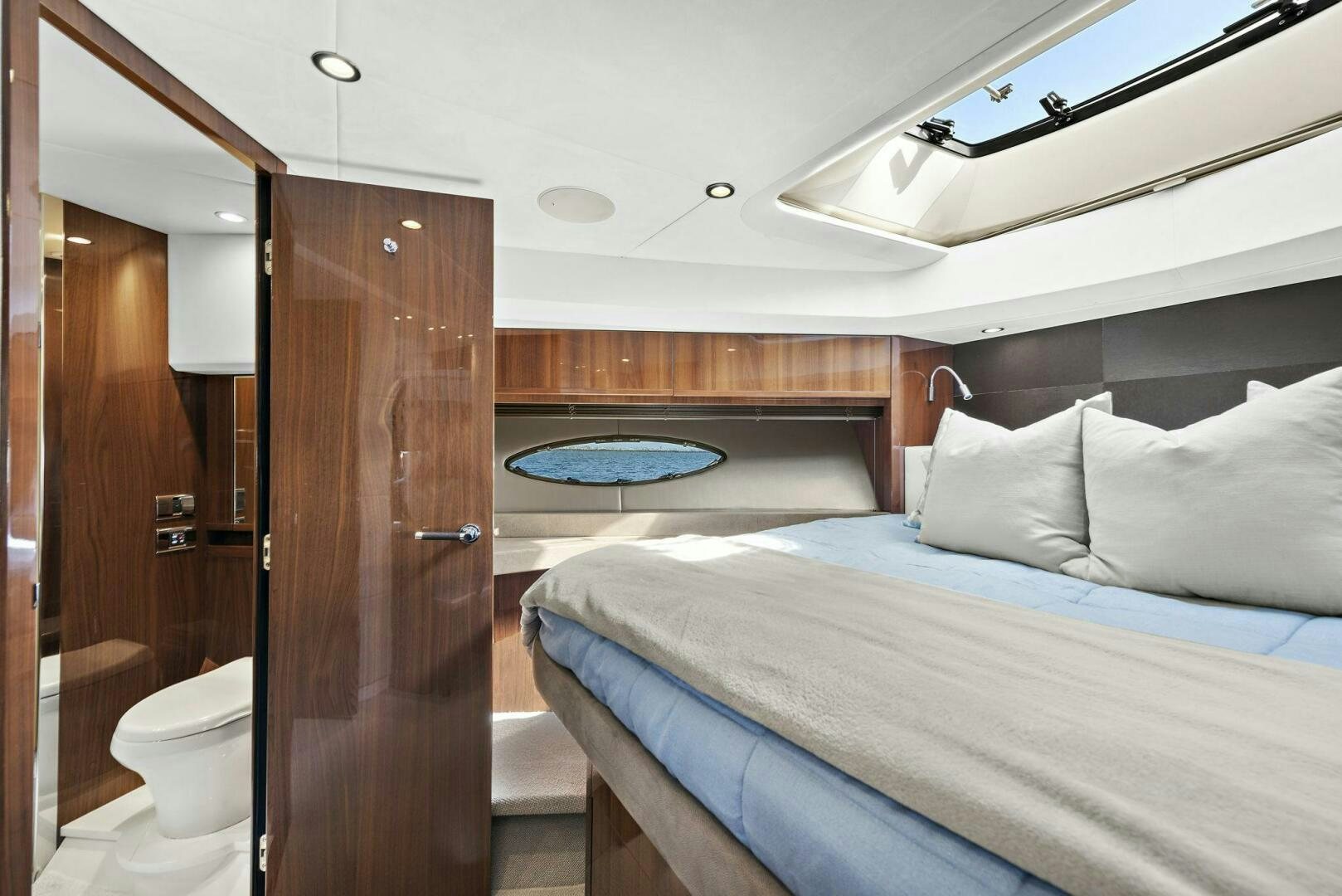 a bathroom with a large wooden shower aboard LA-Z-BUOY Yacht for Sale
