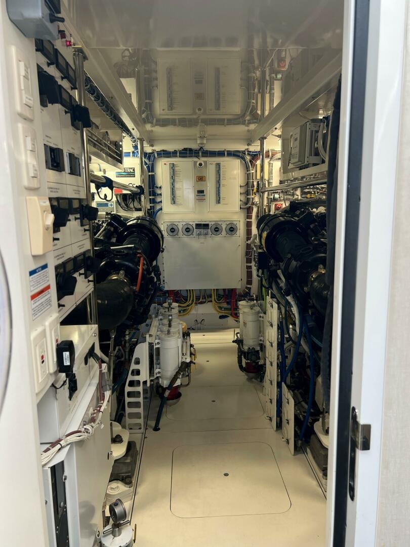 a large white machine aboard HAPPY HEART Yacht for Sale