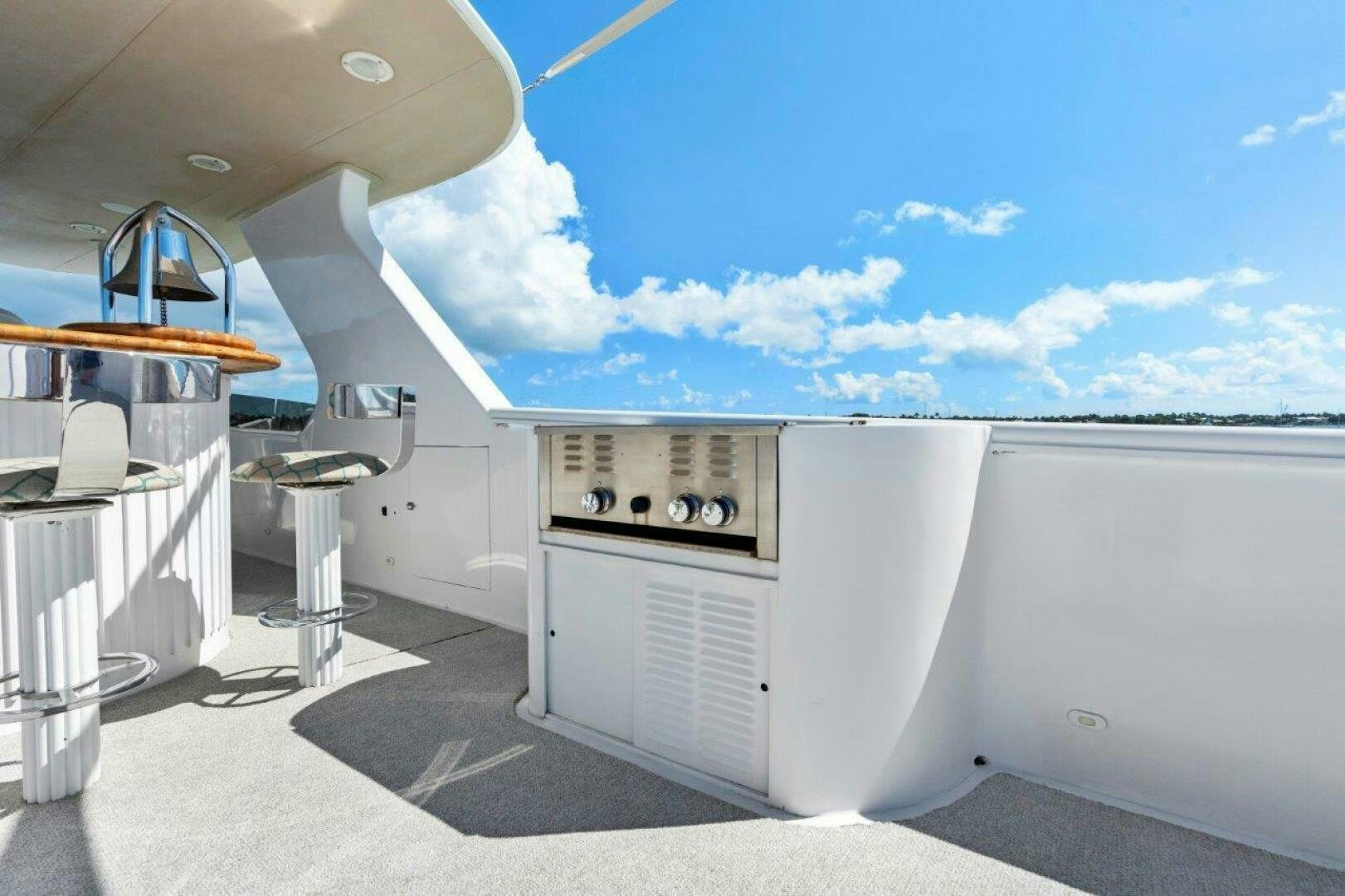 a large white machine aboard ENVISION Yacht for Sale