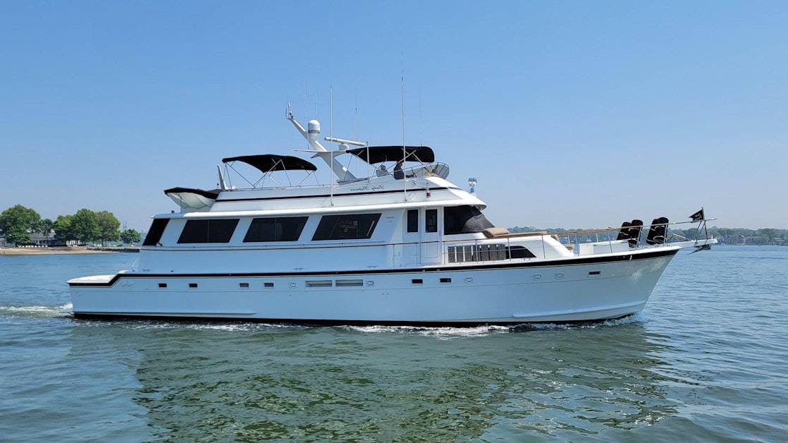 LADY PATRICIA Yacht for Sale in Norwalk | 72' (21.95m) 1986 HATTERAS | N&J