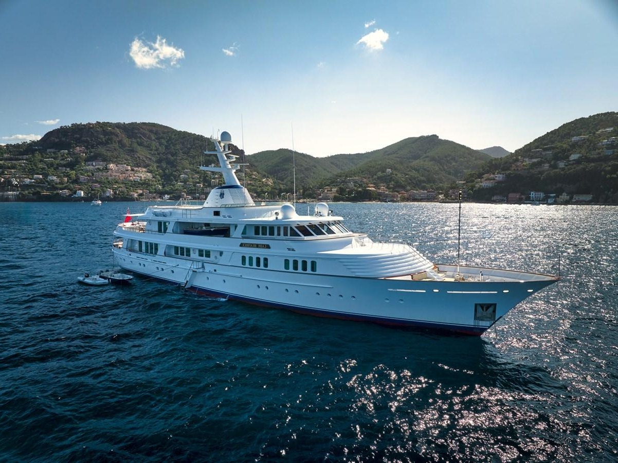 LADY BEATRICE Yacht for Sale 196 60m 1993 FEADSHIP N J