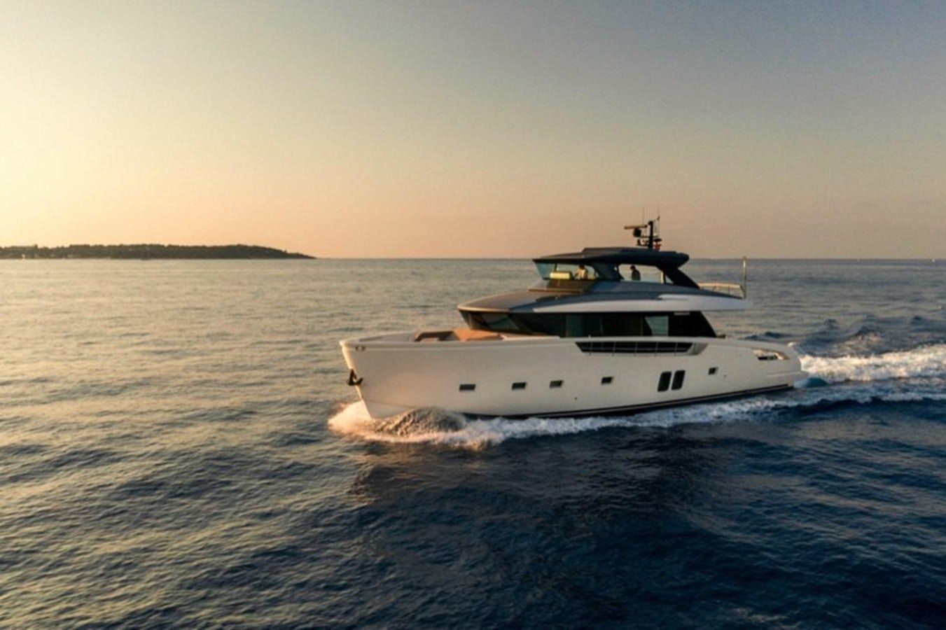 a boat on the water aboard 2019 SANLORENZO SX76 #16 Yacht for Sale