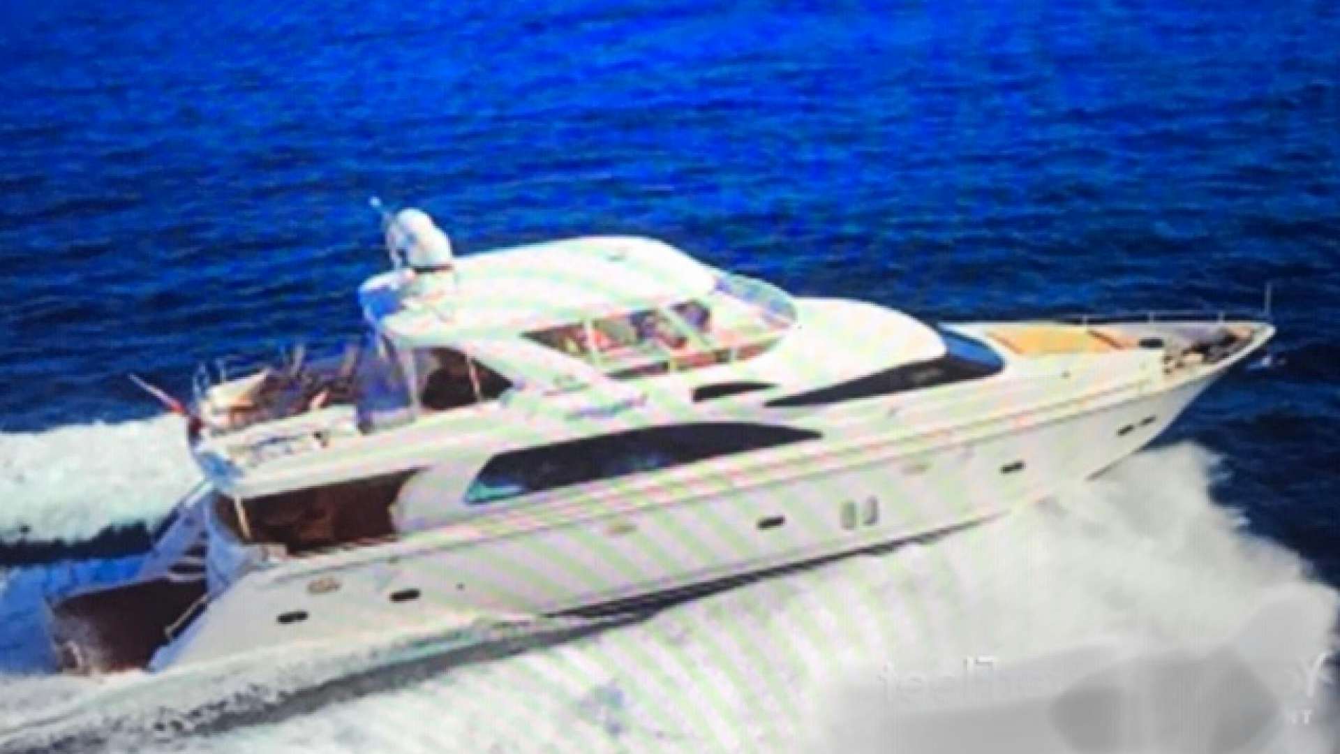 a space ship on the water aboard VIAGGIO Yacht for Sale