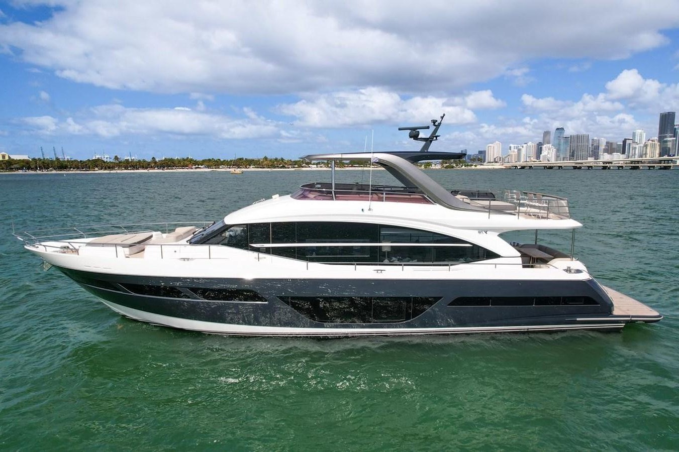 【★大感謝セール】 78' 2021 (23.77m) 78' | Sale for Yacht 2021 Y78 PRINCESS シャツ/ブラウス(半袖/袖なし)