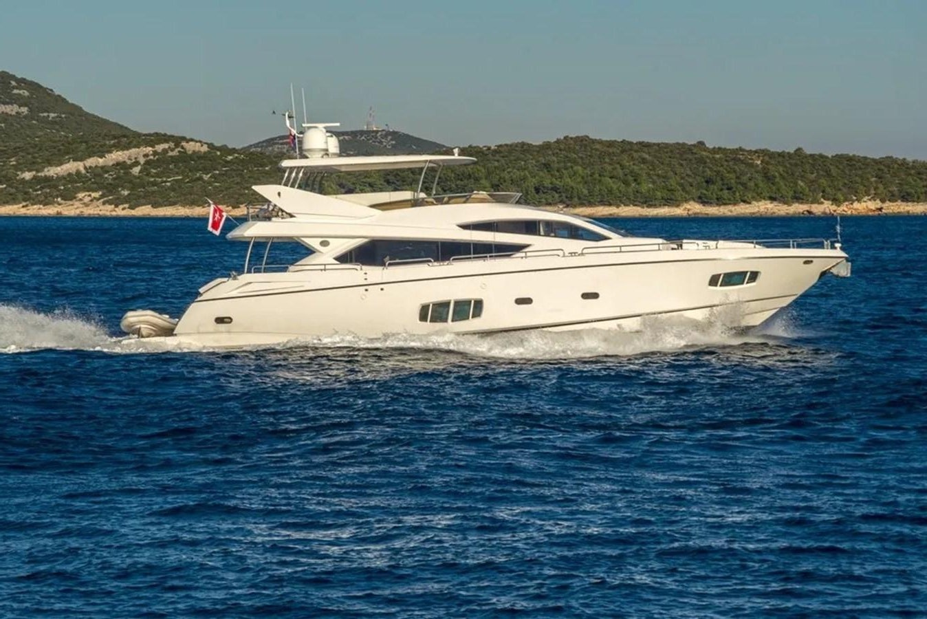 a white yacht in the water aboard SUNSEEKER 84 Yacht for Sale