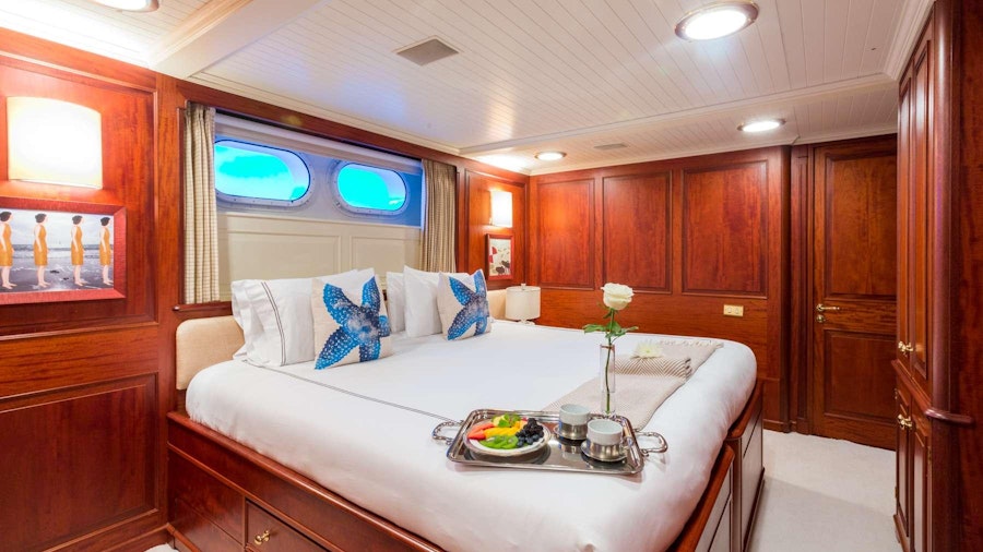 LADY J Yacht LADY J Yacht