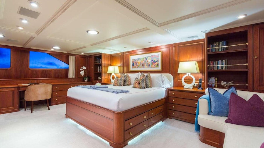 LADY J Yacht LADY J Yacht