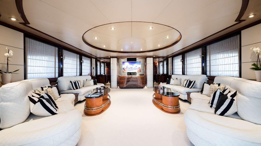 MAGENTA M Yacht MAGENTA M Yacht