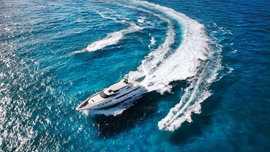 INFINITY PACIFIC Yacht