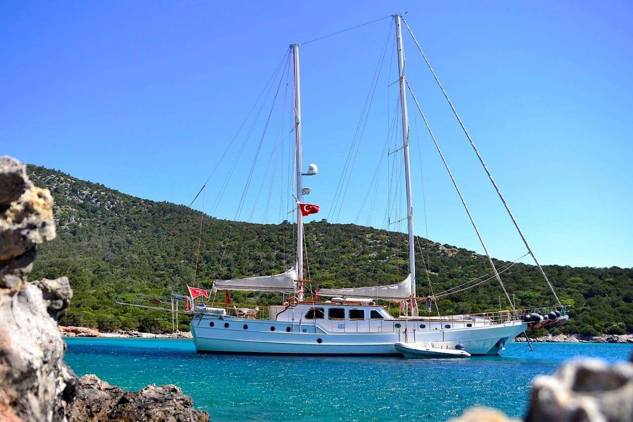 a boat on the water aboard MIA 1 Yacht for Charter