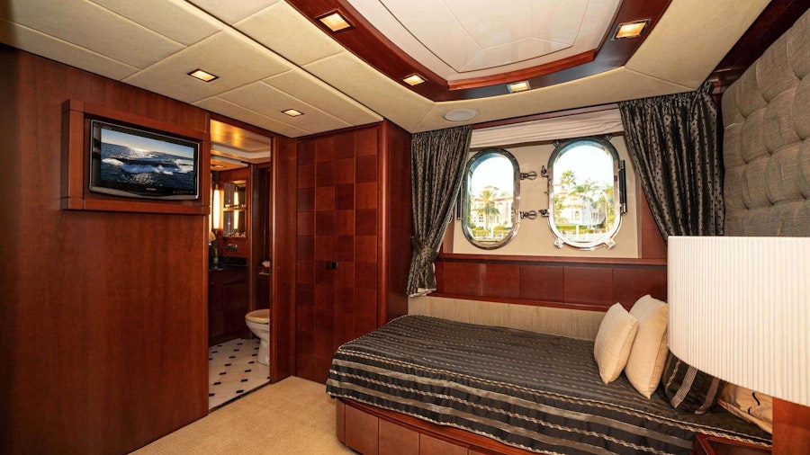 VIVERE Yacht VIVERE Yacht