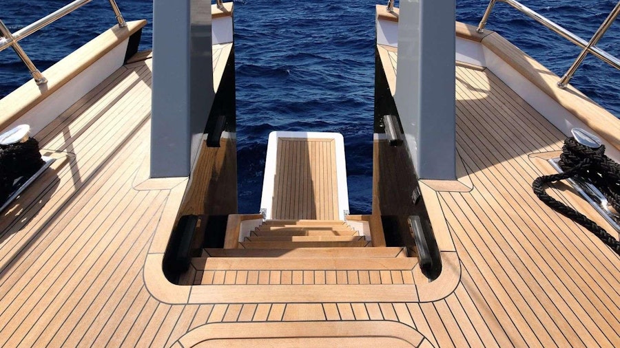 MOSS Yacht MOSS Yacht