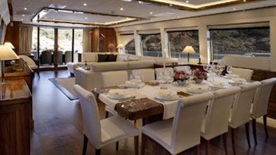 DRAGON Yacht DRAGON Yacht