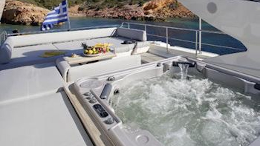 DRAGON Yacht DRAGON Yacht
