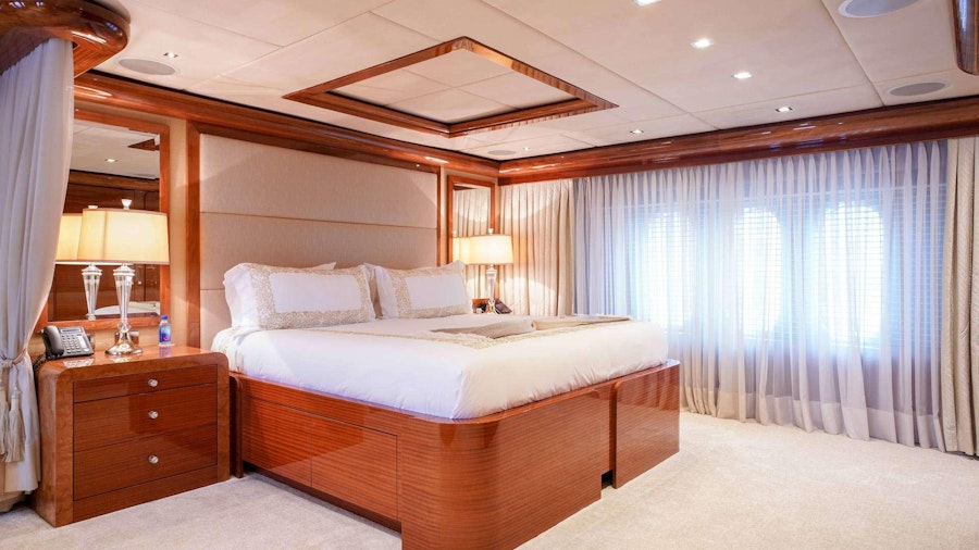 ASPEN ALTERNATIVE Yacht ASPEN ALTERNATIVE Yacht