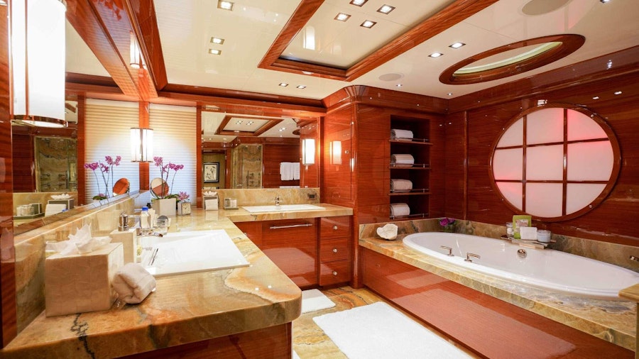 ASPEN ALTERNATIVE Yacht ASPEN ALTERNATIVE Yacht
