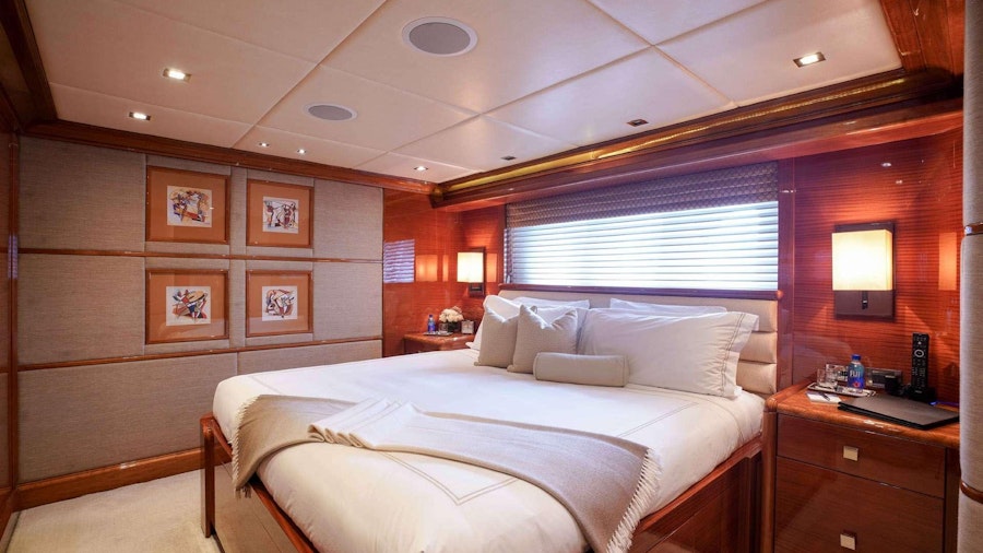 ASPEN ALTERNATIVE Yacht ASPEN ALTERNATIVE Yacht