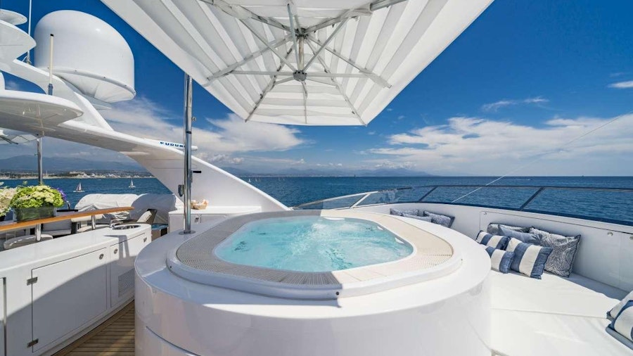 AURA Yacht AURA Yacht